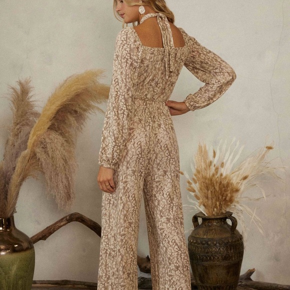 NWT Cream Long Sleeve Abstract Print Comfy Jumpsuit - Picture 6 of 6